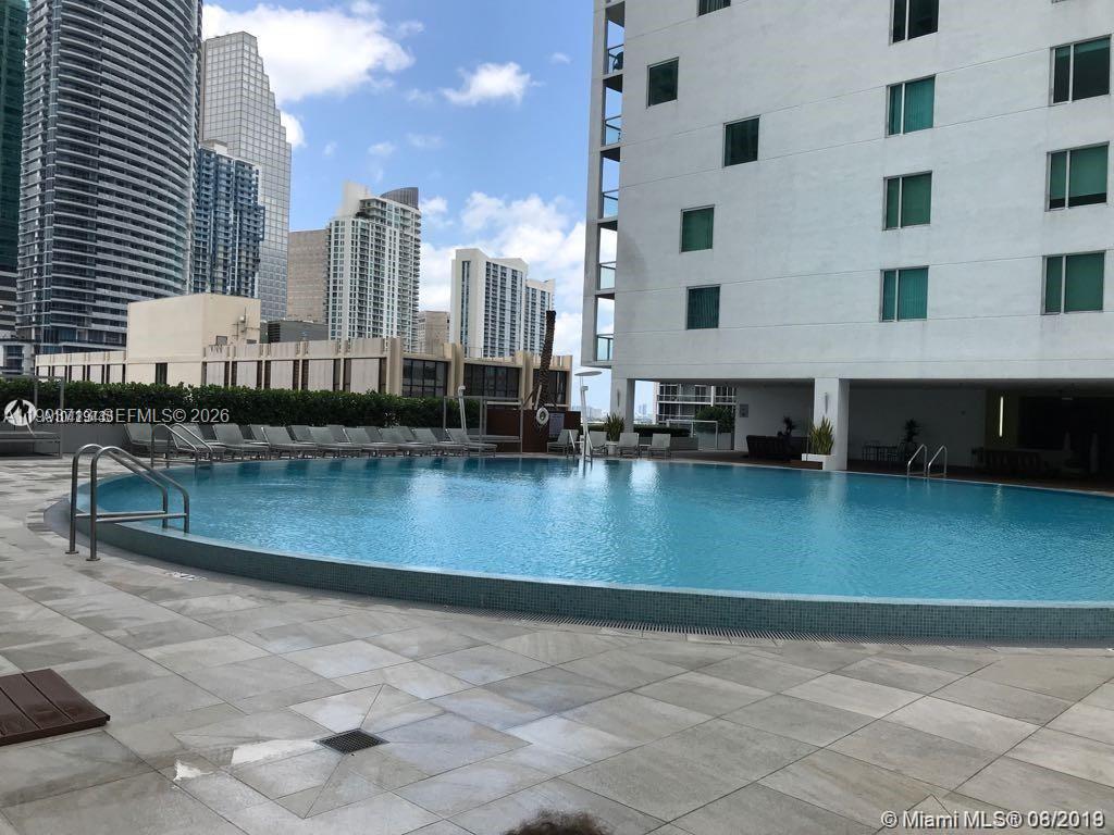 500 Brickell Ave #2708, Miami FL 33131