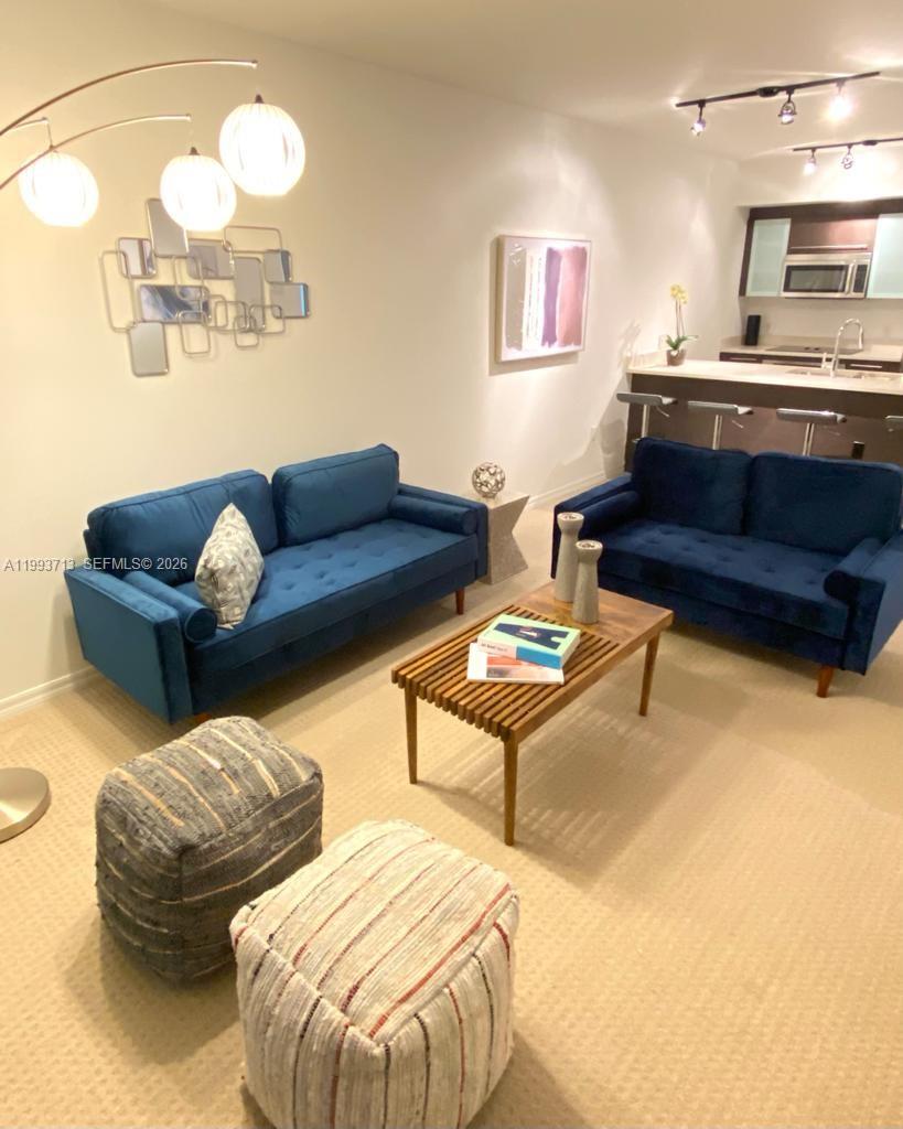 500 Brickell Ave #2708, Miami FL 33131