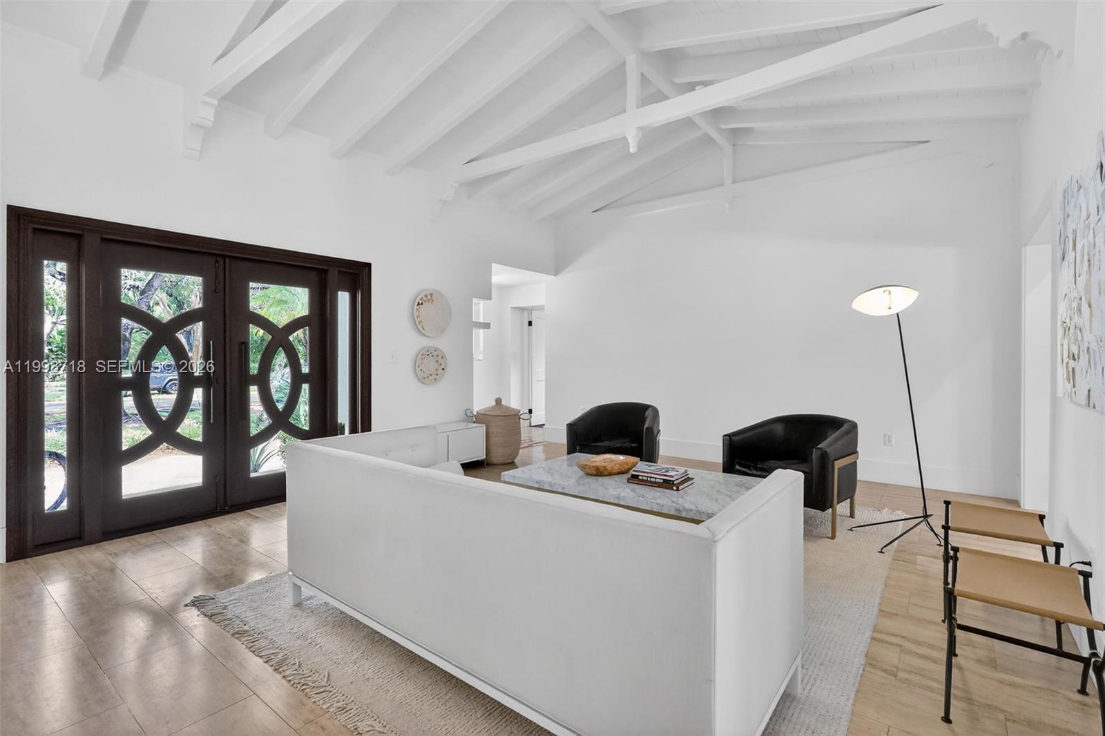 3258 Riviera Dr, Coral Gables FL 33134
