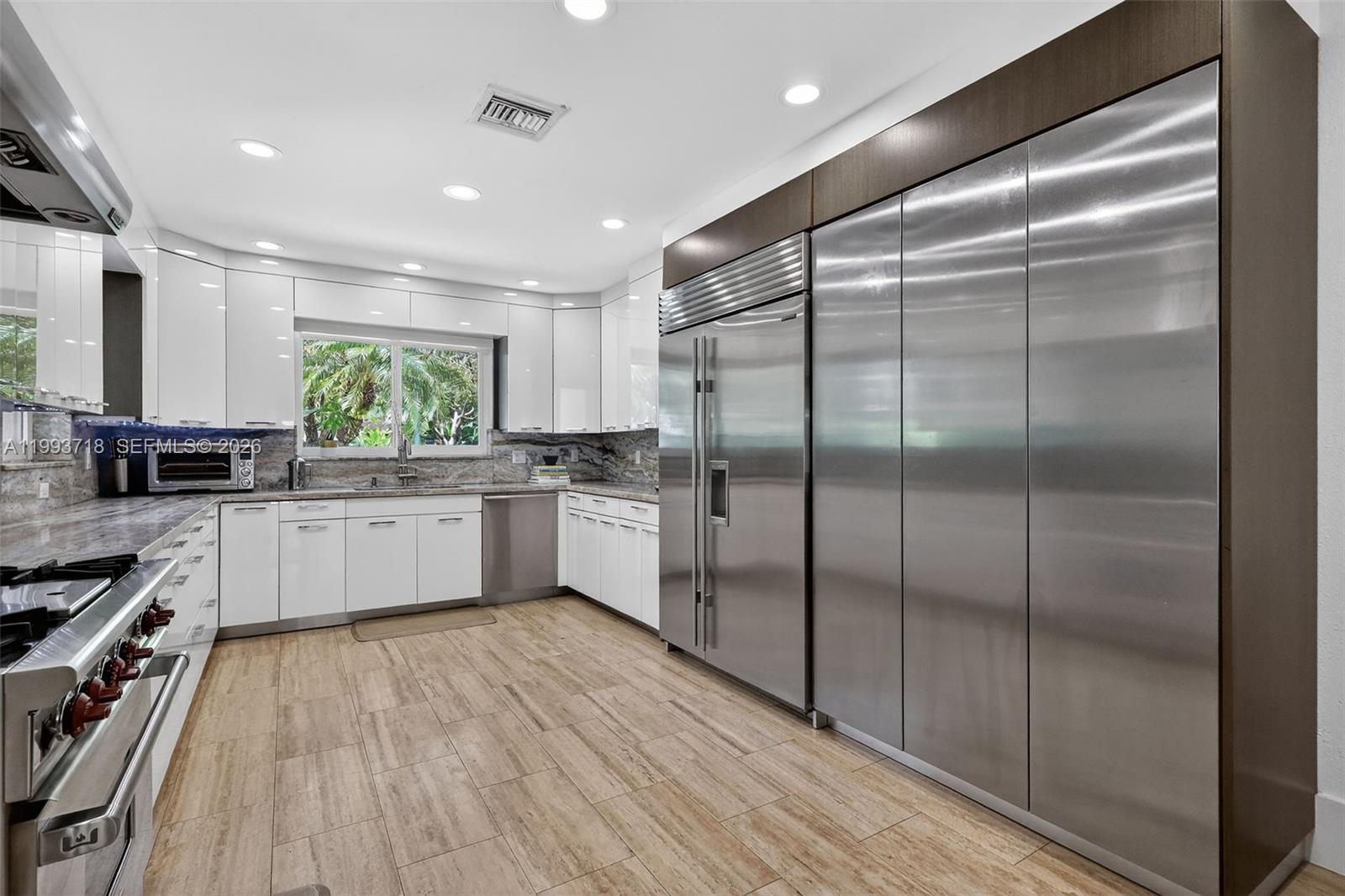 3258 Riviera Dr, Coral Gables FL 33134