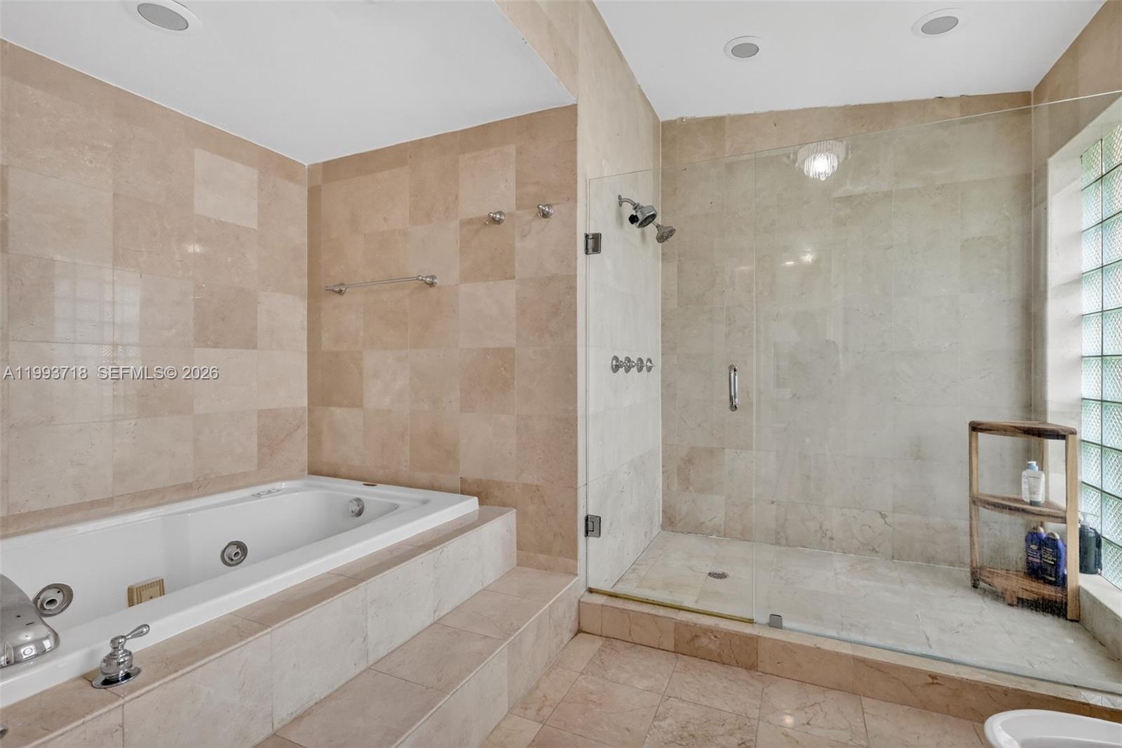 3258 Riviera Dr, Coral Gables FL 33134