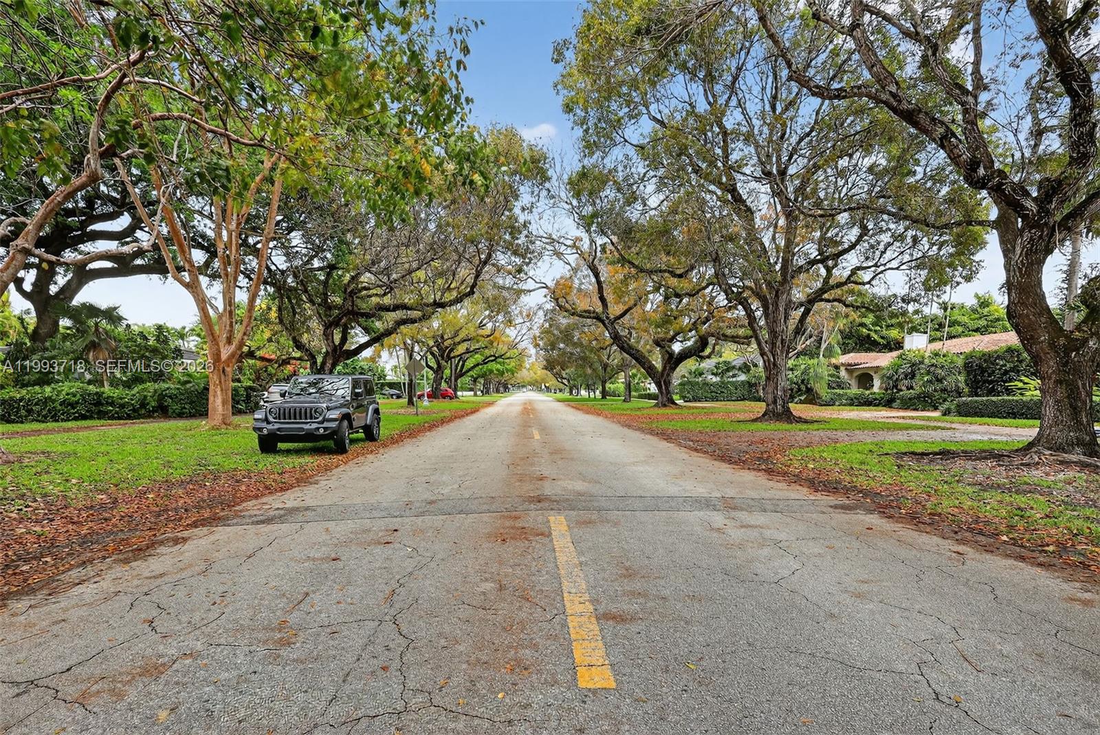 3258 Riviera Dr, Coral Gables FL 33134