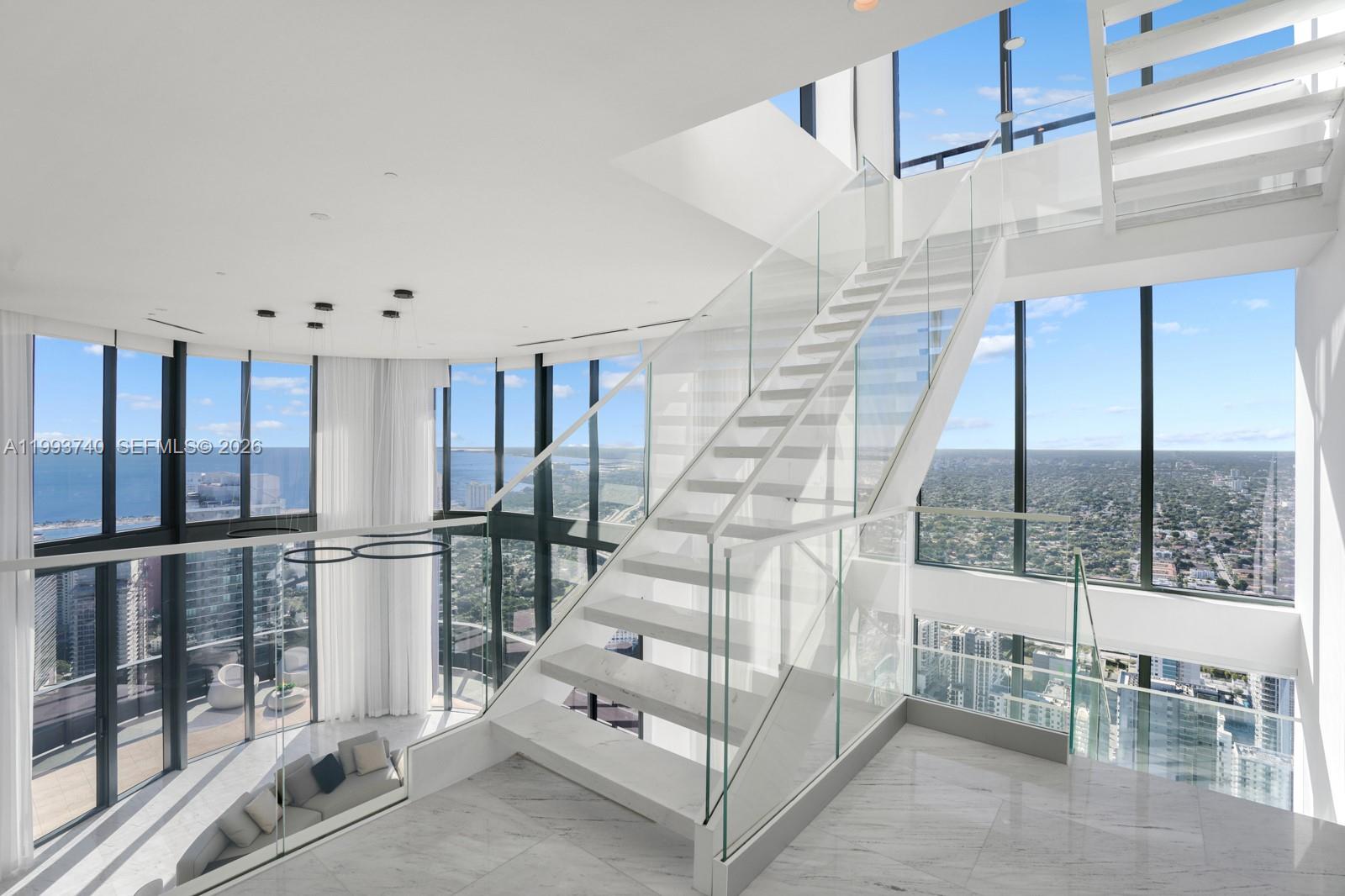 1000 Brickell Plz #UPH6202, Miami FL 33131