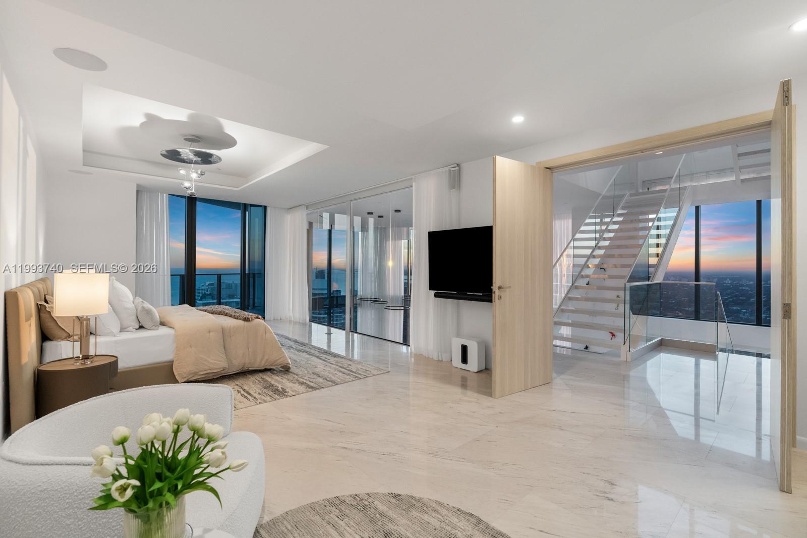 1000 Brickell Plz #UPH6202, Miami FL 33131