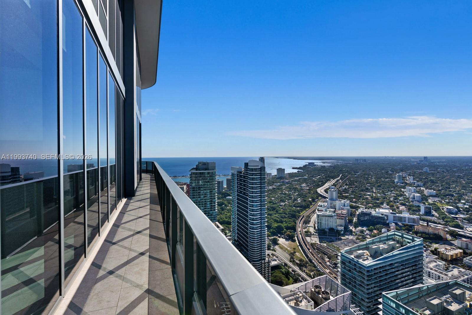 1000 Brickell Plz #UPH6202, Miami FL 33131