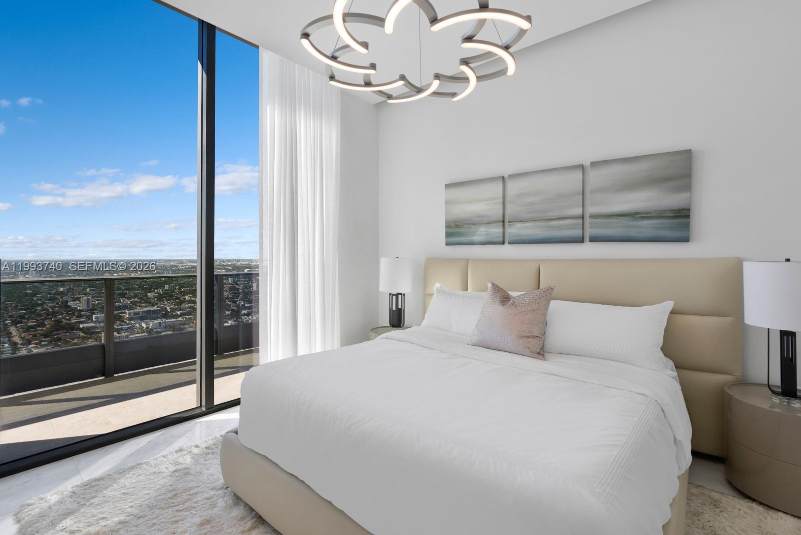 1000 Brickell Plz #UPH6202, Miami FL 33131