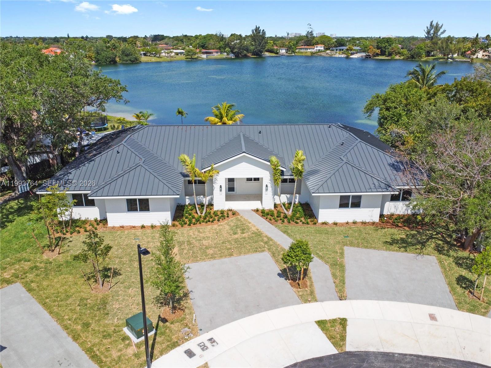 4732 SW 87 Ct #4732, Miami FL 33165