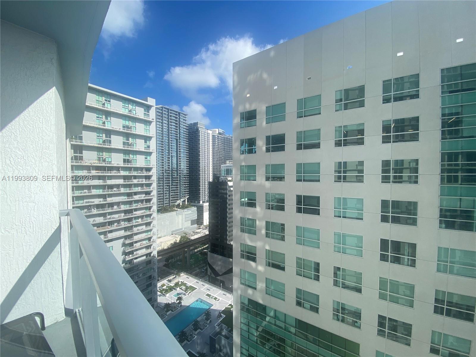 185 SW 7 ST #2510, Miami FL 33130