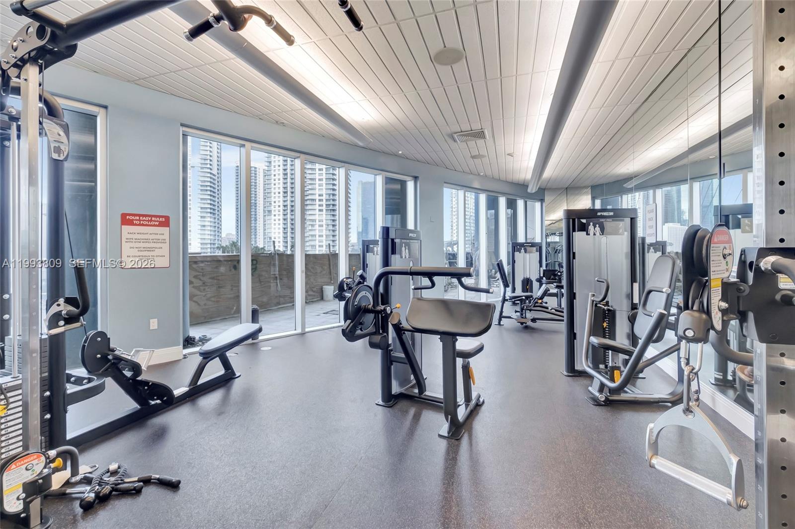 185 SW 7 ST #2510, Miami FL 33130