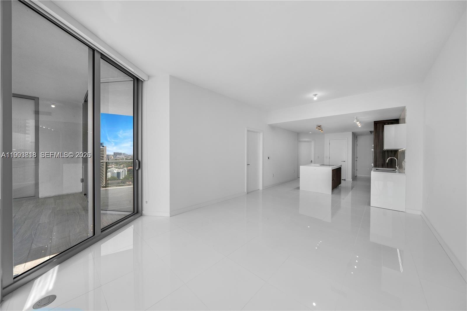 851 NE 1st Ave #2206, Miami FL 33132