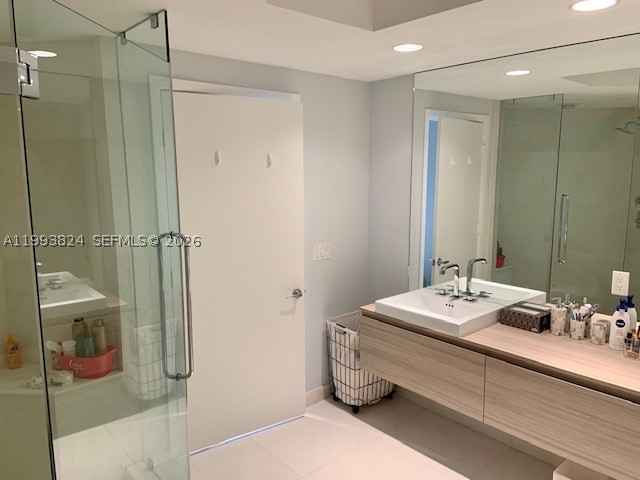 17301 Biscayne Blvd #1602, North Miami Beach FL 33160