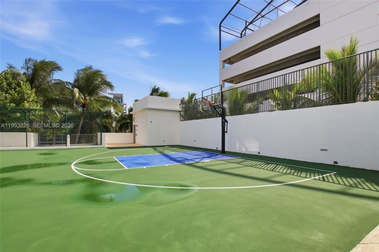 3029 NE 188th St #904, Aventura FL 33180