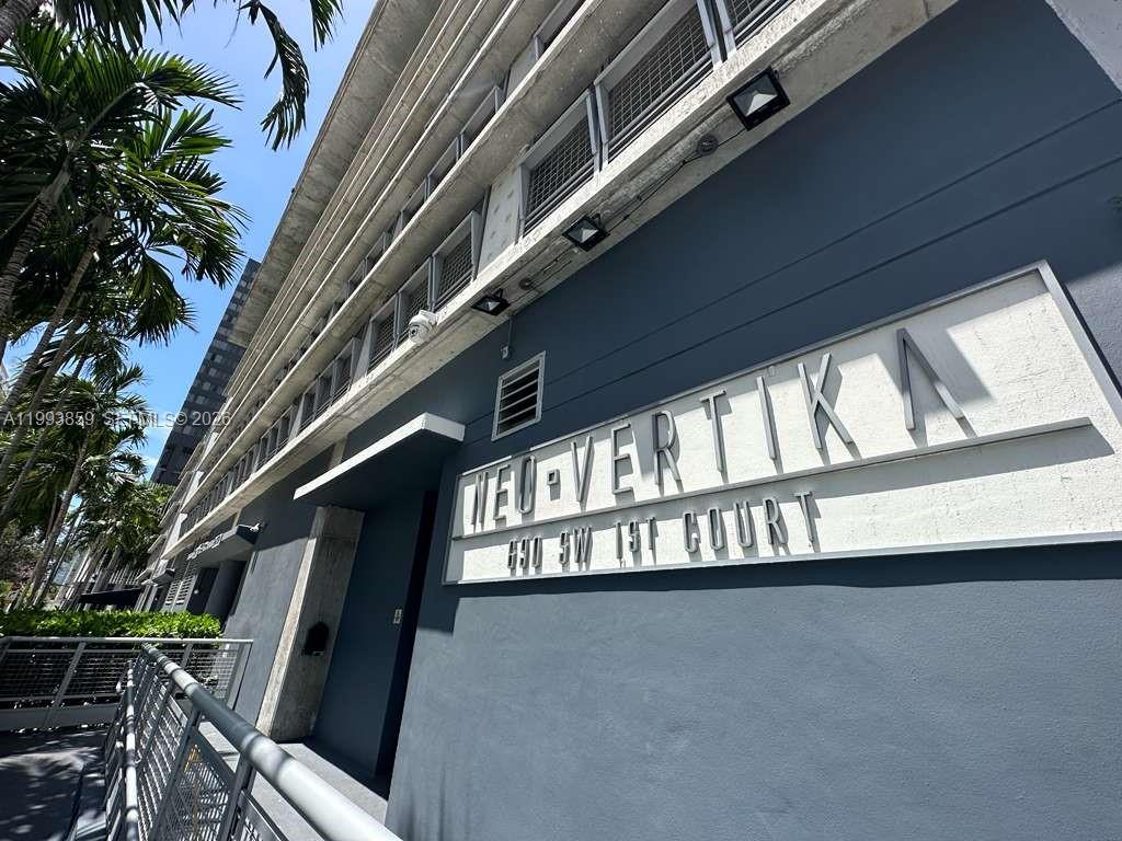 690 SW 1st Ct #1128, Miami FL 33130