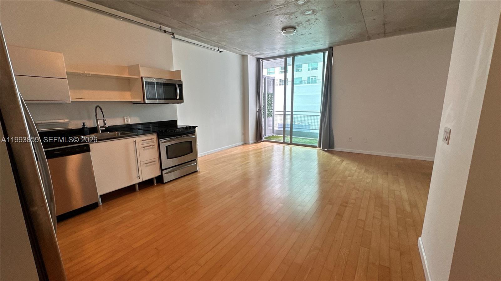 690 SW 1st Ct #1128, Miami FL 33130