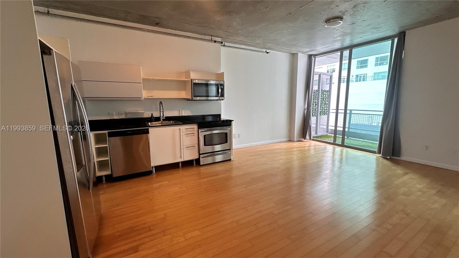 690 SW 1st Ct #1128, Miami FL 33130