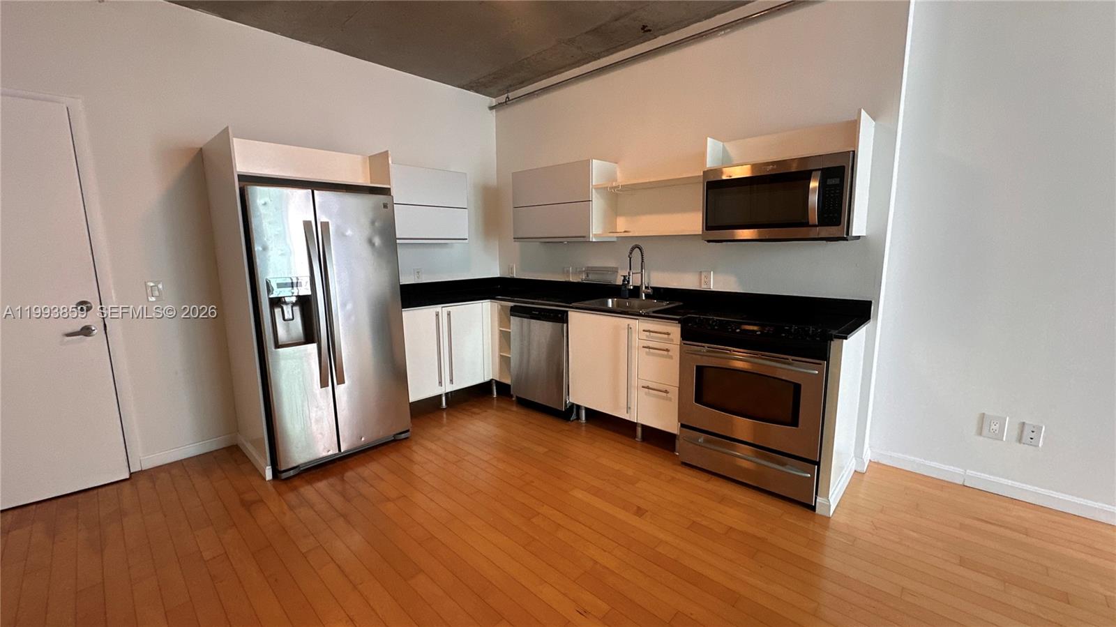 690 SW 1st Ct #1128, Miami FL 33130