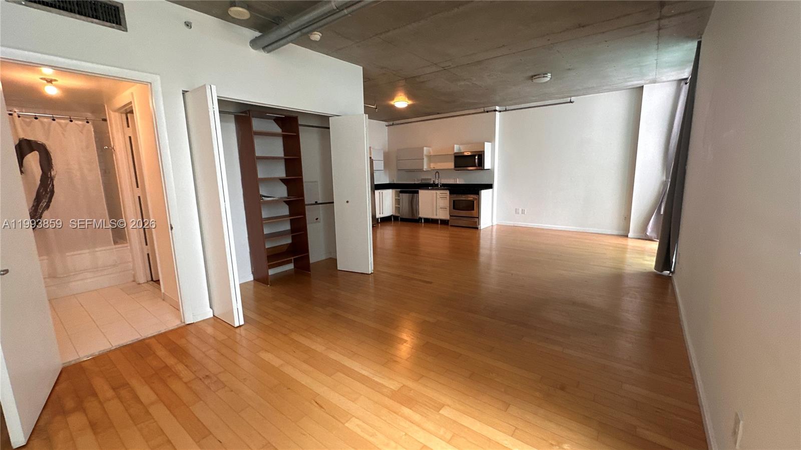 690 SW 1st Ct #1128, Miami FL 33130