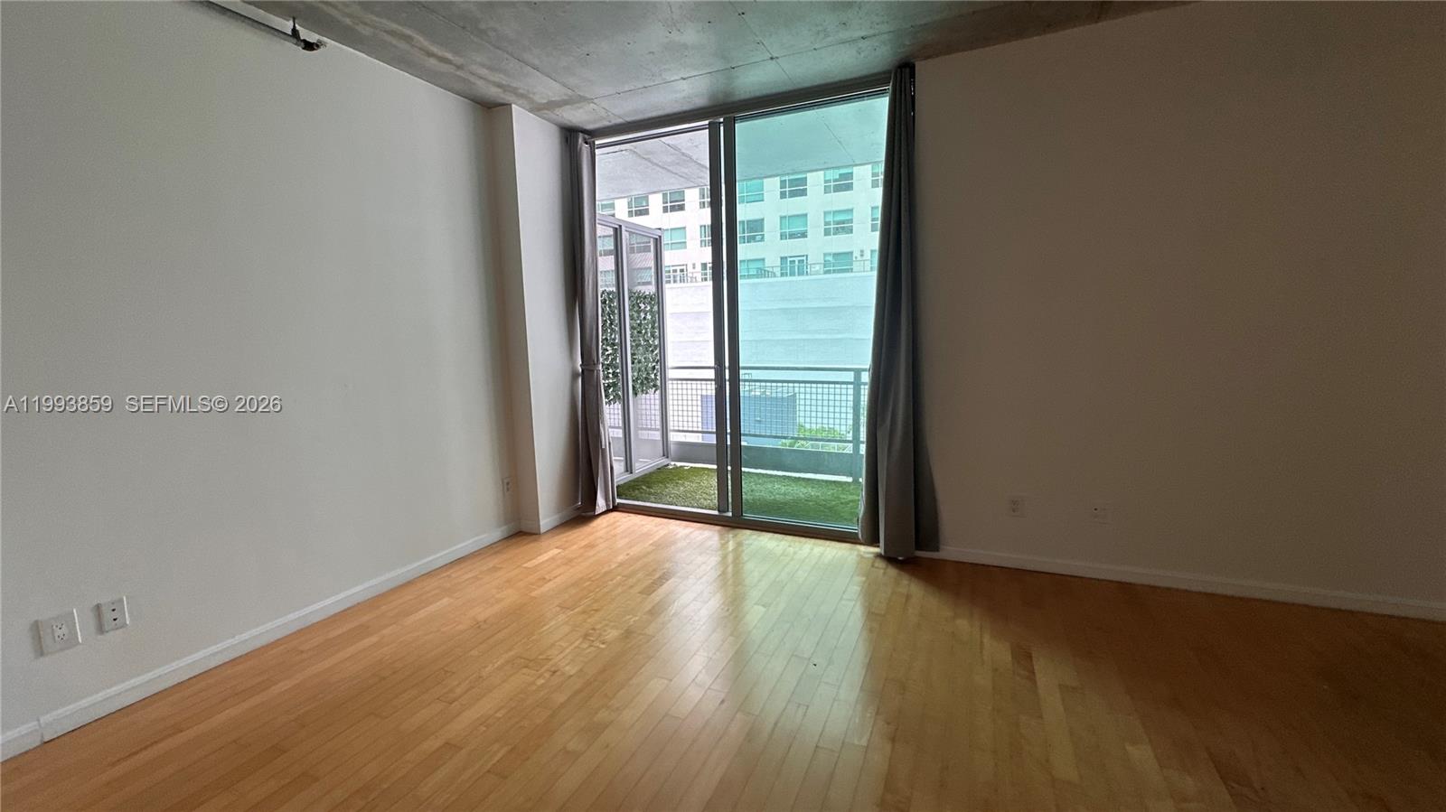 690 SW 1st Ct #1128, Miami FL 33130