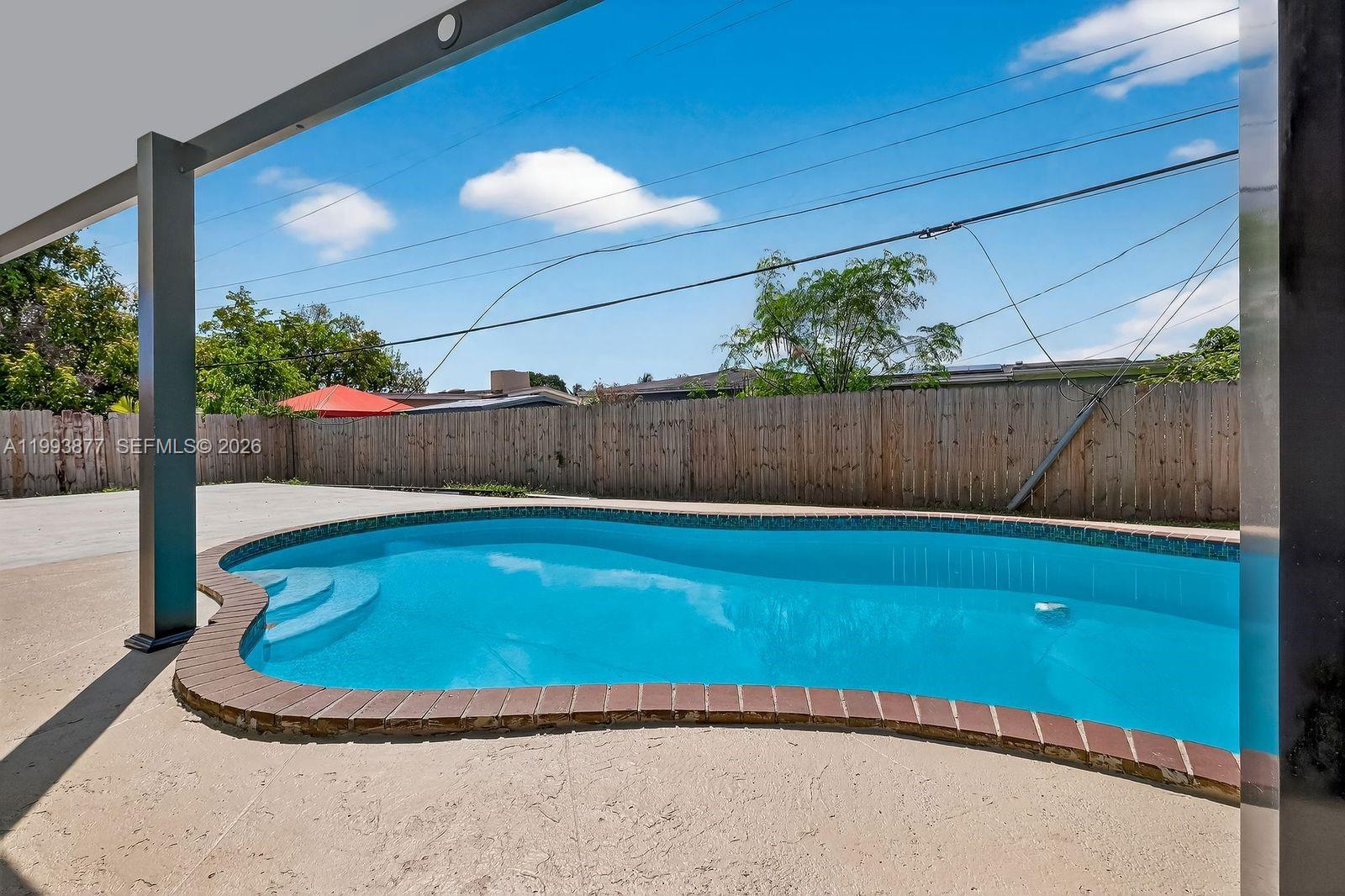 330 NW 195th Ter, Miami Gardens FL 33169