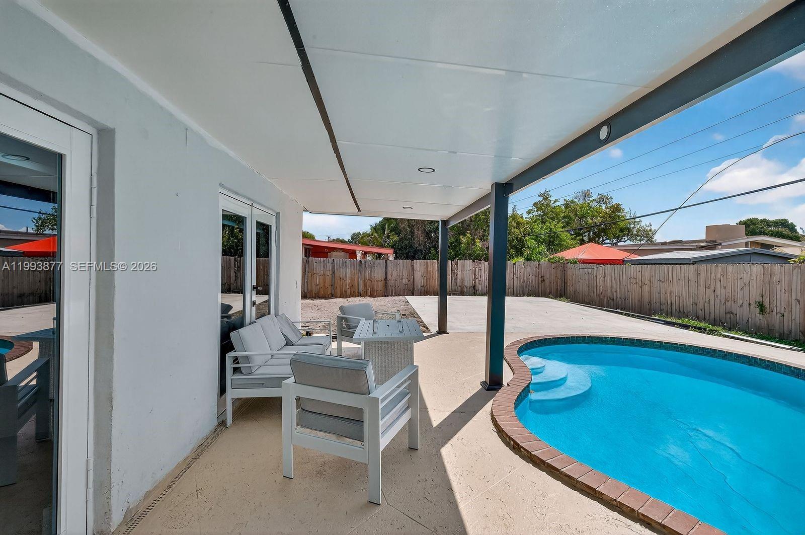 330 NW 195th Ter, Miami Gardens FL 33169