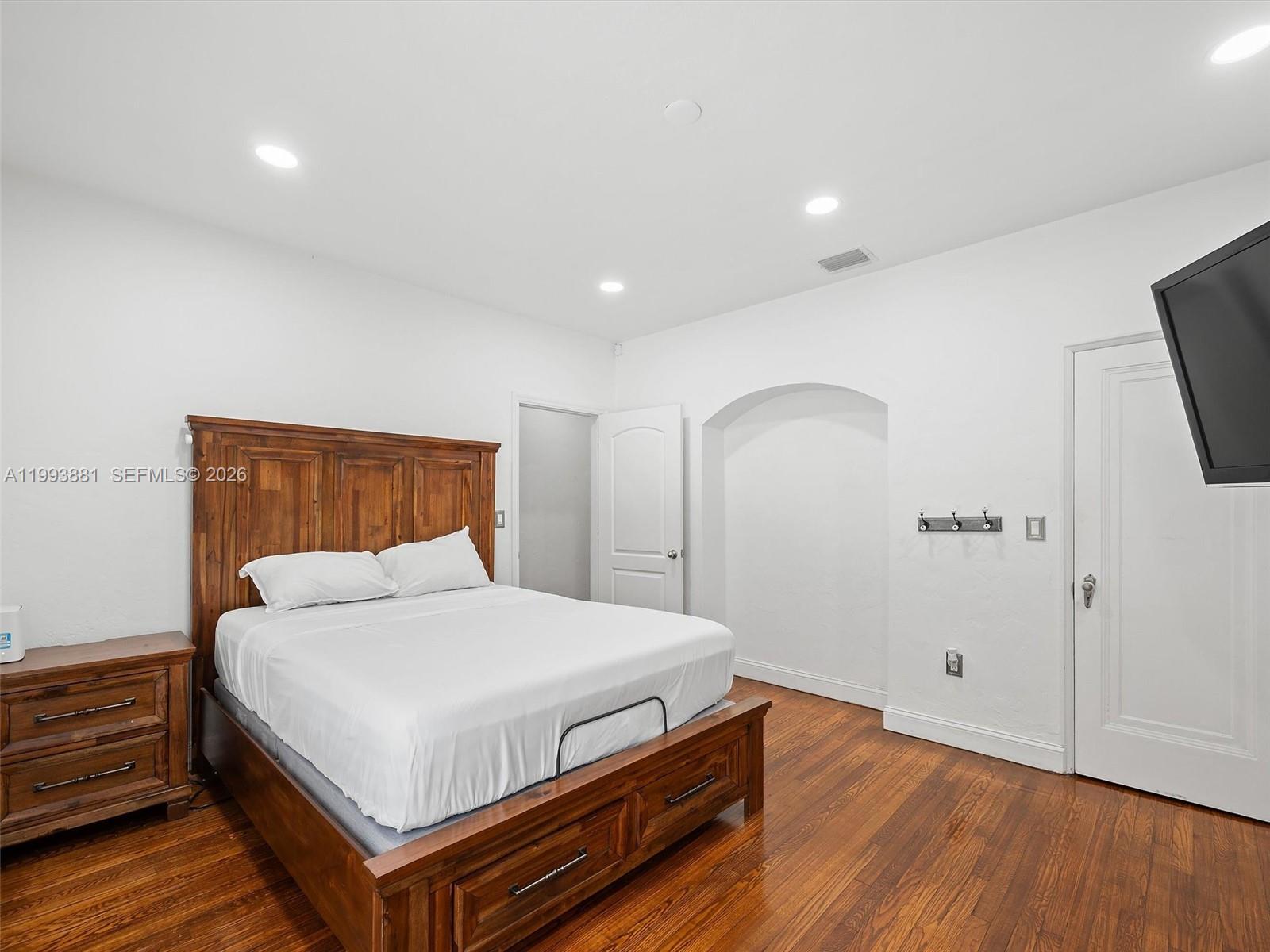 314 Romano Ave #0, Coral Gables FL 33134