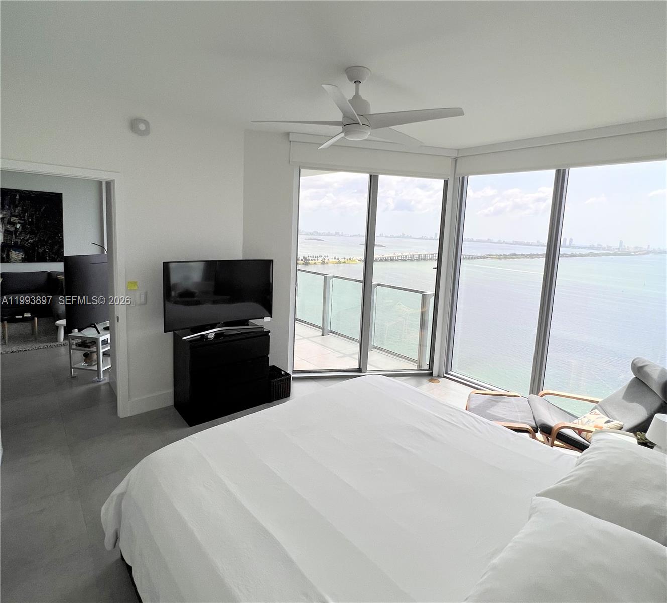 2900 NE 7th Ave #2204, Miami FL 33137
