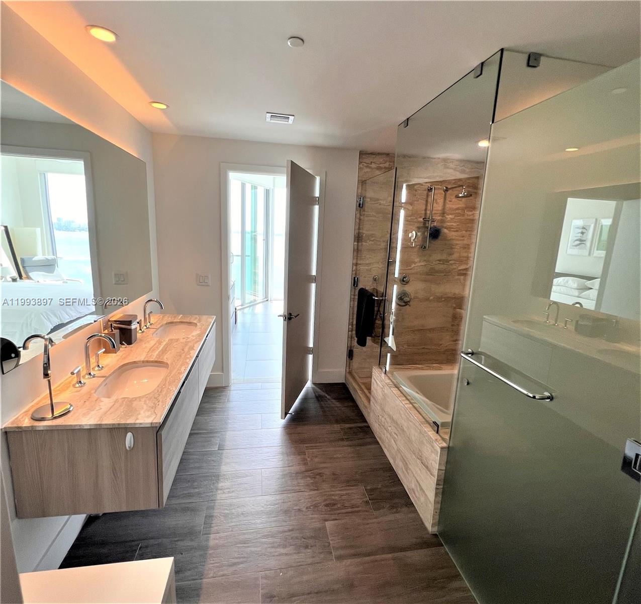 2900 NE 7th Ave #2204, Miami FL 33137