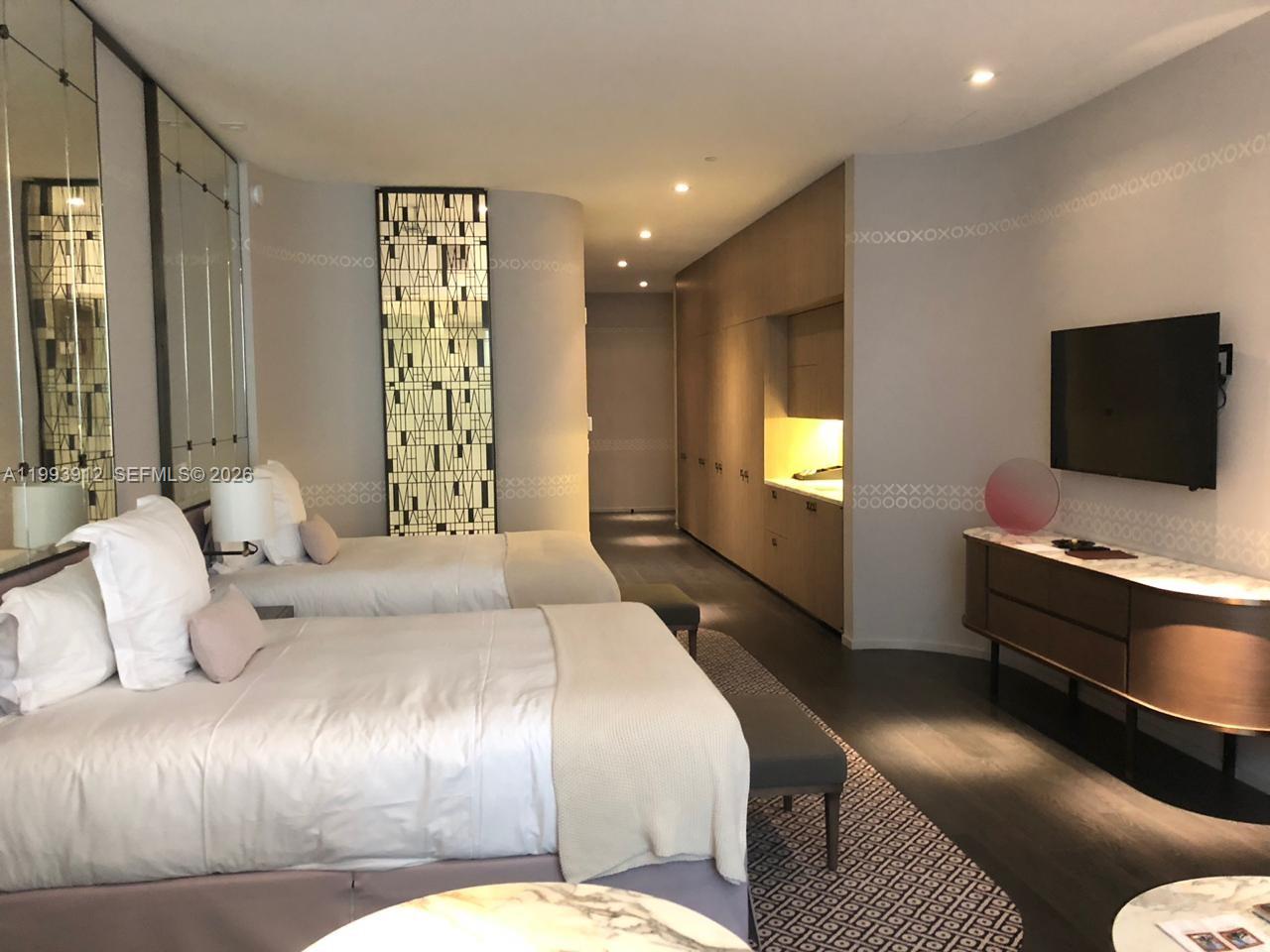 801 S Miami Ave #412, Miami FL 33131