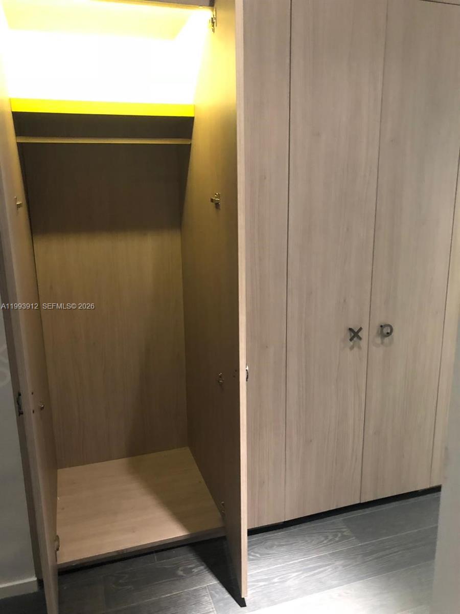 801 S Miami Ave #412, Miami FL 33131