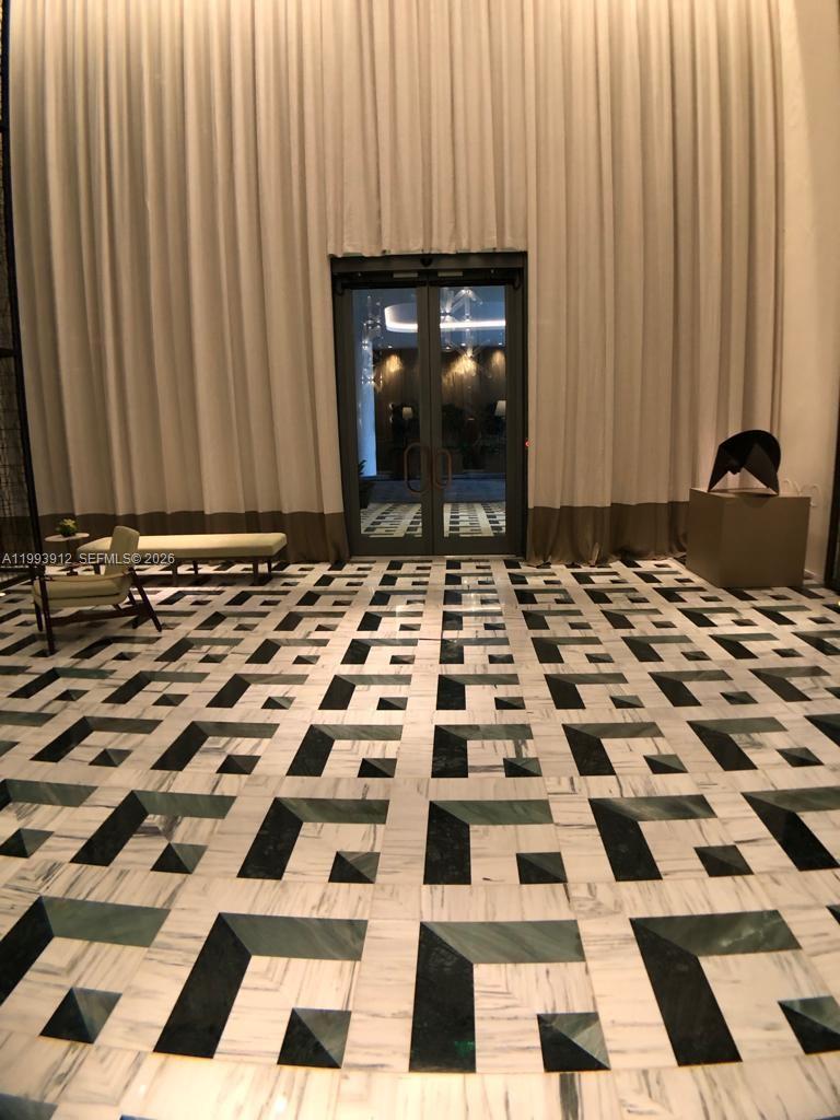 801 S Miami Ave #412, Miami FL 33131