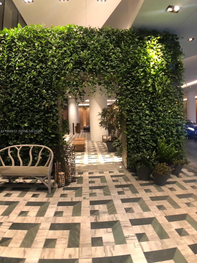 801 S Miami Ave #412, Miami FL 33131