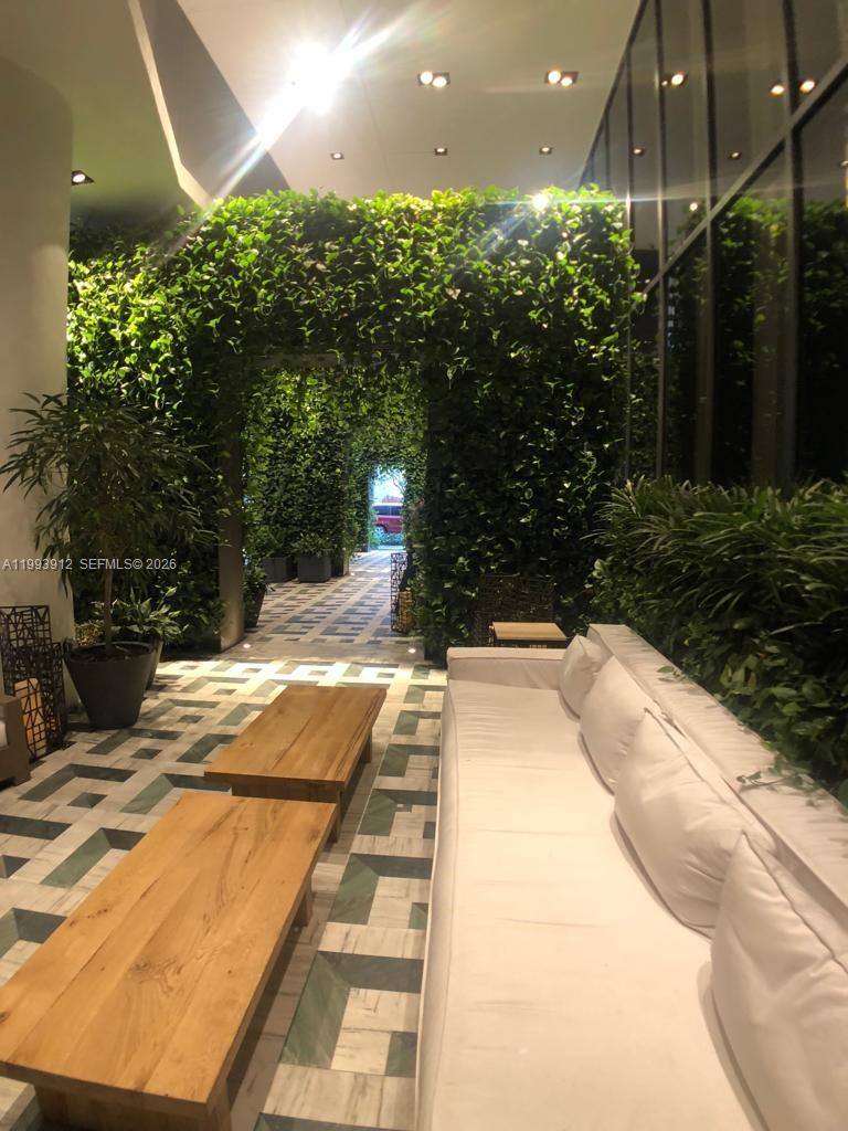 801 S Miami Ave #412, Miami FL 33131