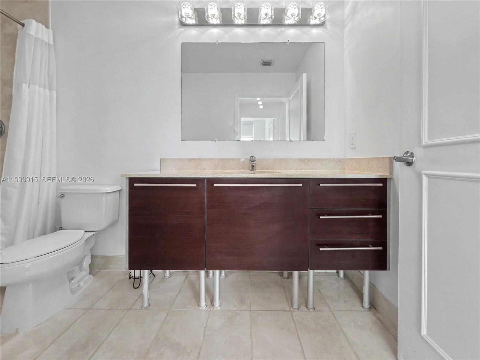 1900 N Bayshore Dr #3811, Miami FL 33132