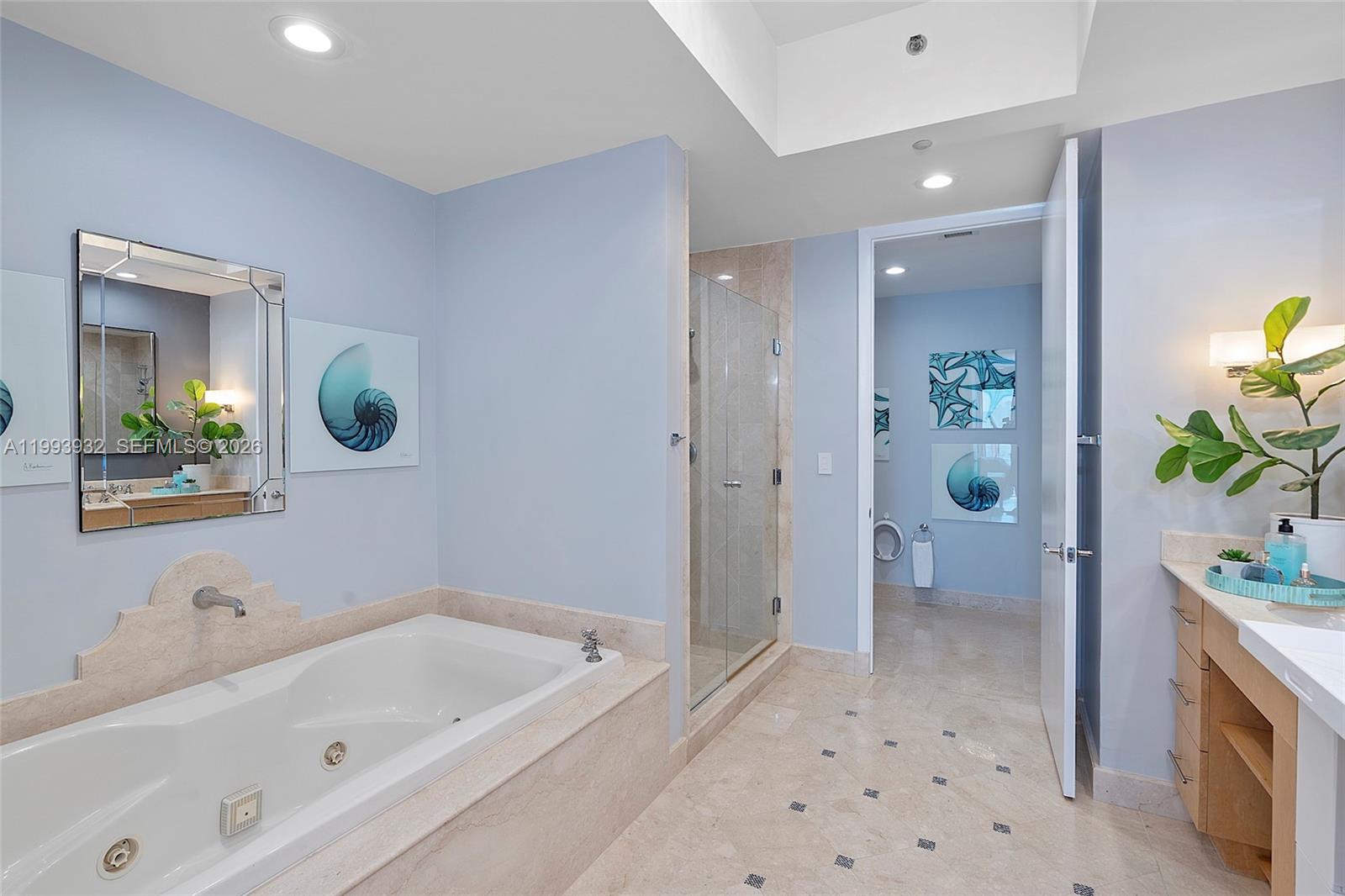 100 S Pointe Dr #506, Miami Beach FL 33139