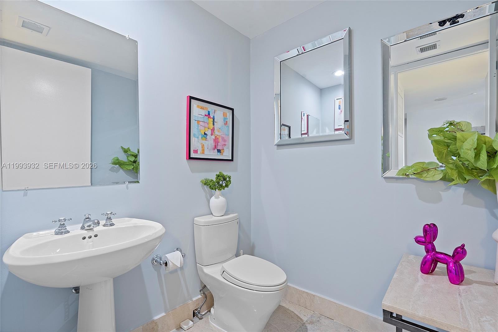 100 S Pointe Dr #506, Miami Beach FL 33139