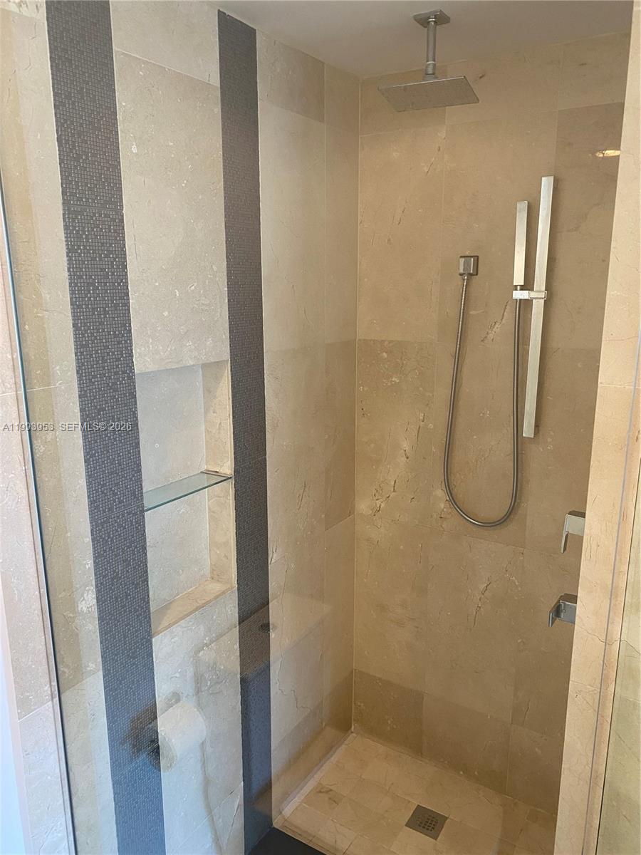 601 NE 27TH ST #1107, Miami FL 33137