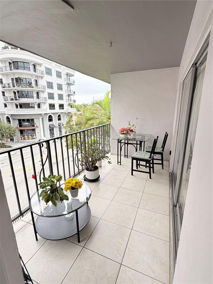 8101 SW 72nd Ave #403W, Miami FL 33143