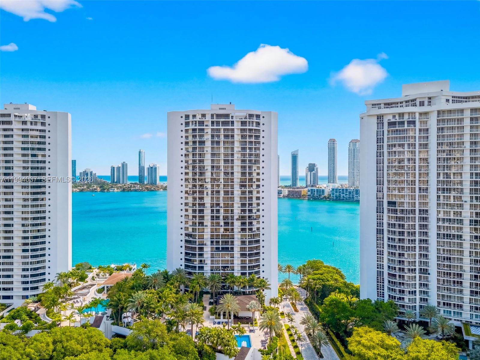 2800 Island Blvd #PH02, Aventura FL 33160