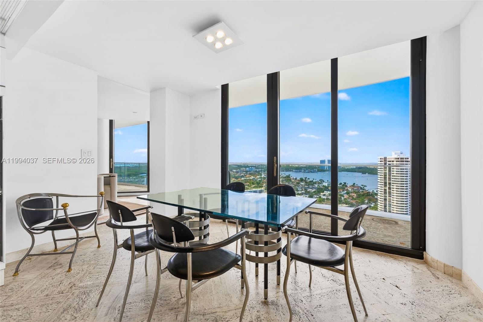 2800 Island Blvd #PH02, Aventura FL 33160