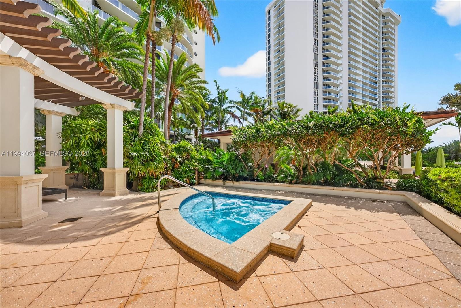 2800 Island Blvd #PH02, Aventura FL 33160