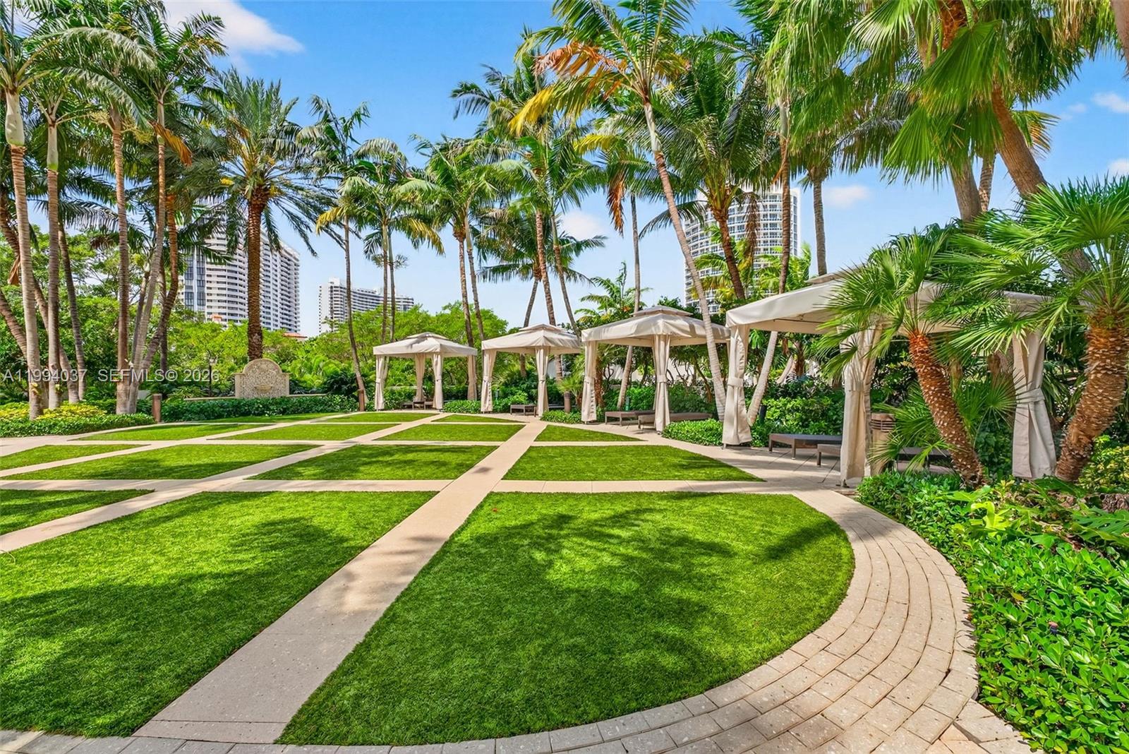 2800 Island Blvd #PH02, Aventura FL 33160