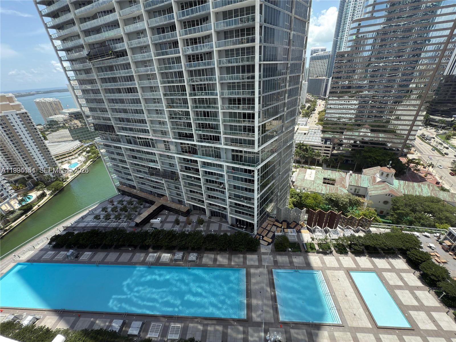 475 Brickell Ave #2813, Miami FL 33131