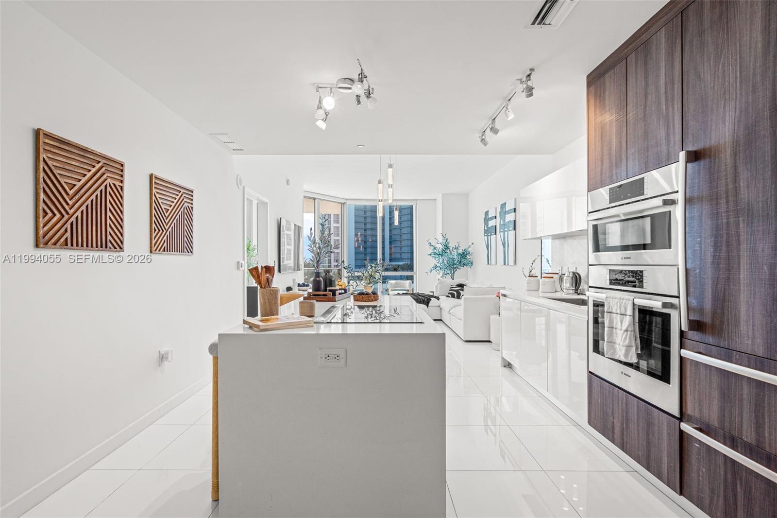 851 NE 1st Ave #1205, Miami FL 33132