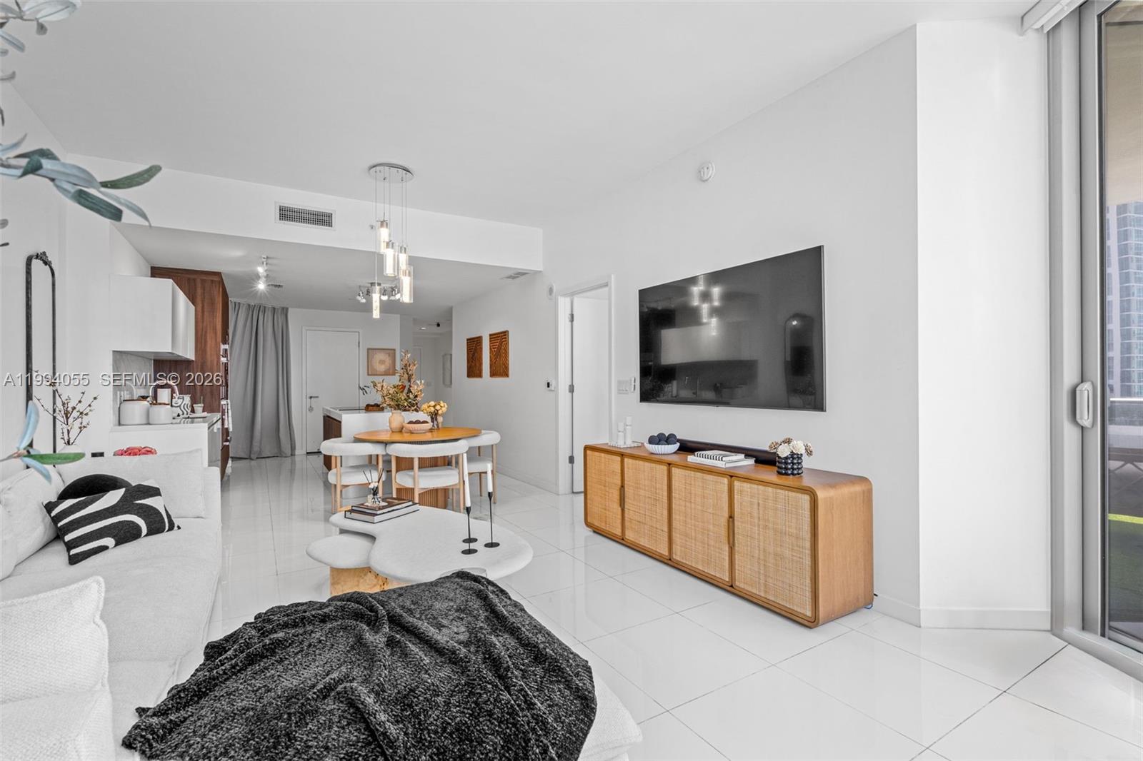 851 NE 1st Ave #1205, Miami FL 33132