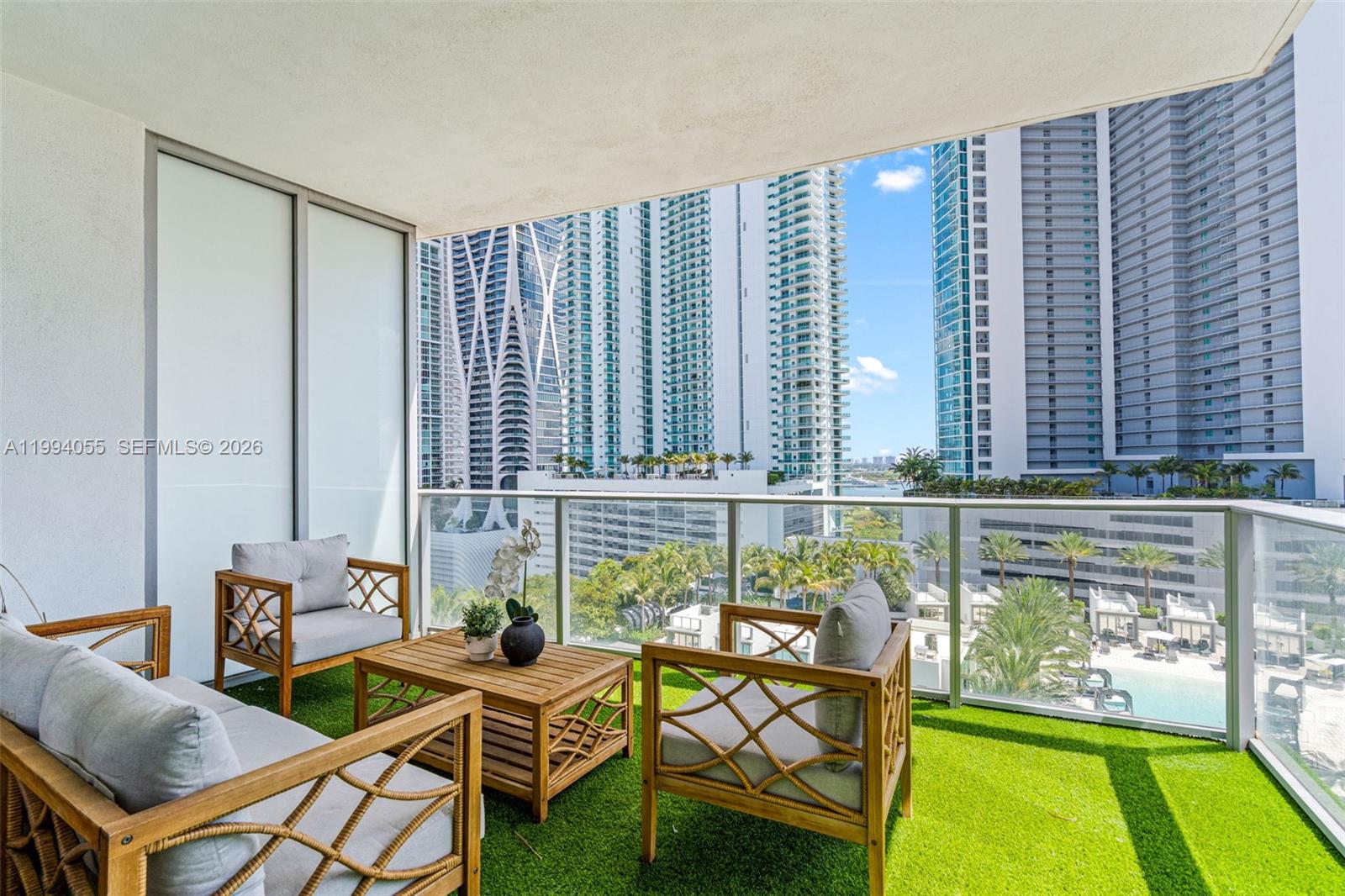 851 NE 1st Ave #1205, Miami FL 33132