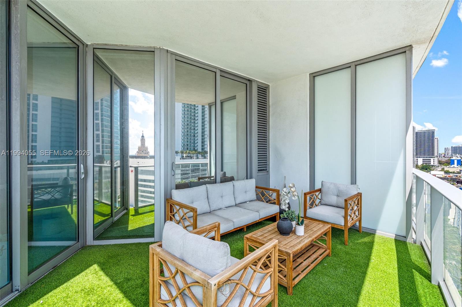 851 NE 1st Ave #1205, Miami FL 33132