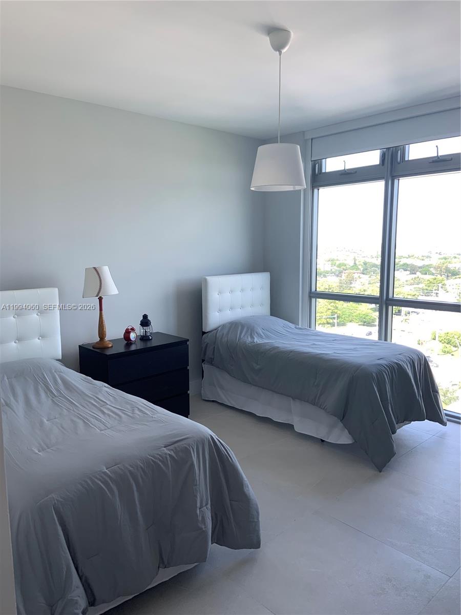 17301 Biscayne Blvd #1602, North Miami Beach FL 33160