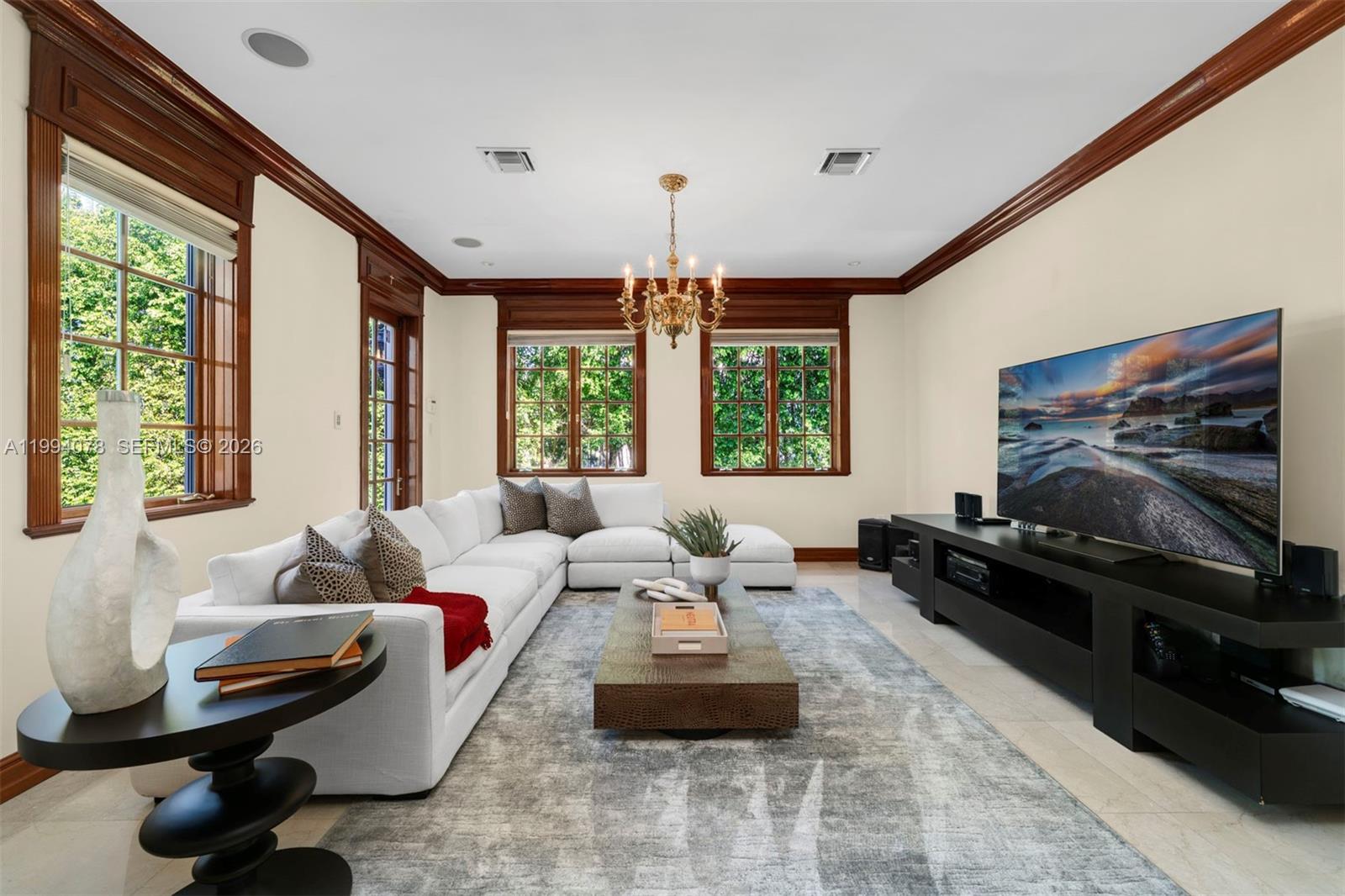 585 Arvida Pkwy, Coral Gables FL 33156