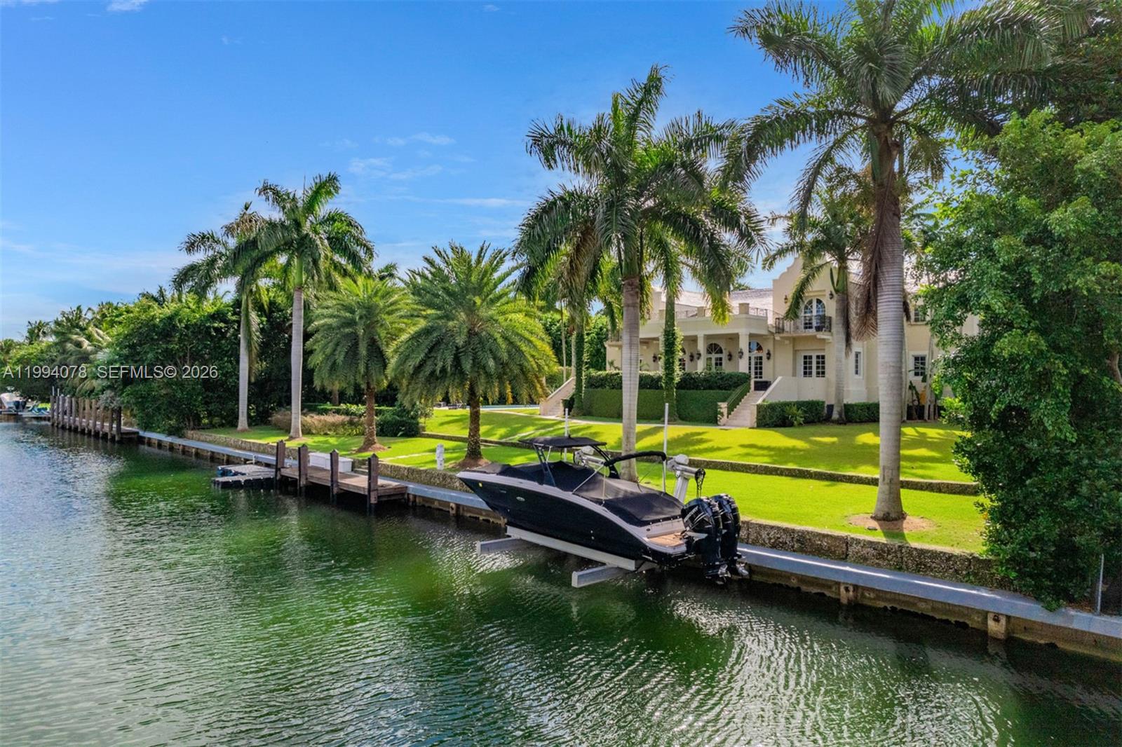 585 Arvida Pkwy, Coral Gables FL 33156