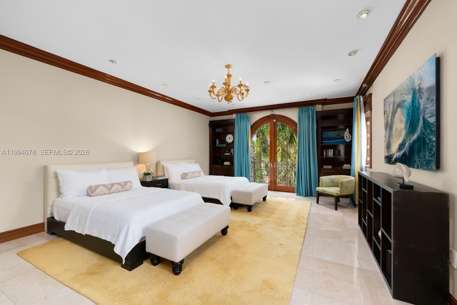 585 Arvida Pkwy, Coral Gables FL 33156